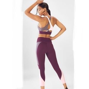 Fabletics Connolly Leggings / Sports Bra Set Small